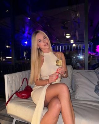Молодая шлюшка Катя — анкета девушки