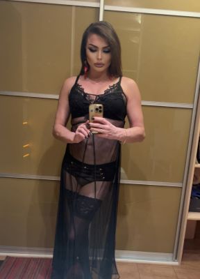 Эля  - проститутка с реальными фотографиями, от 12000 руб. в час